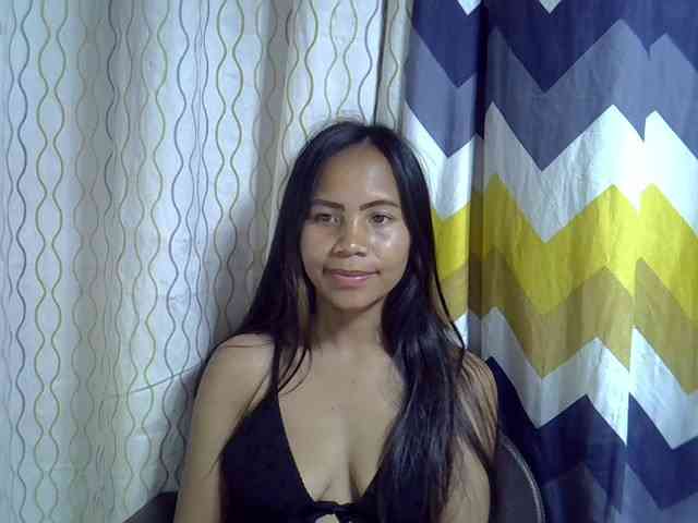 alyssa-villanueva's live room