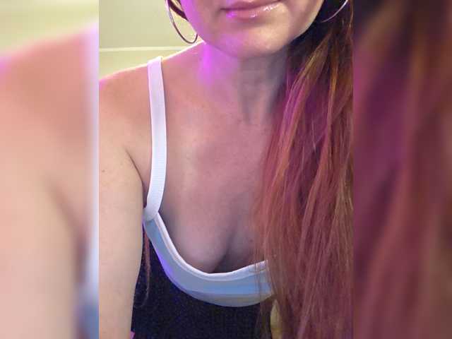 Fox-sexi live cam on BongaCams