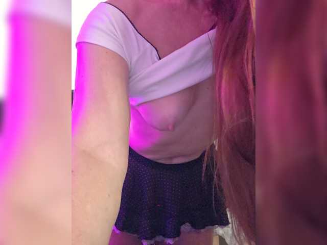 Fox-sexi live cam on BongaCams