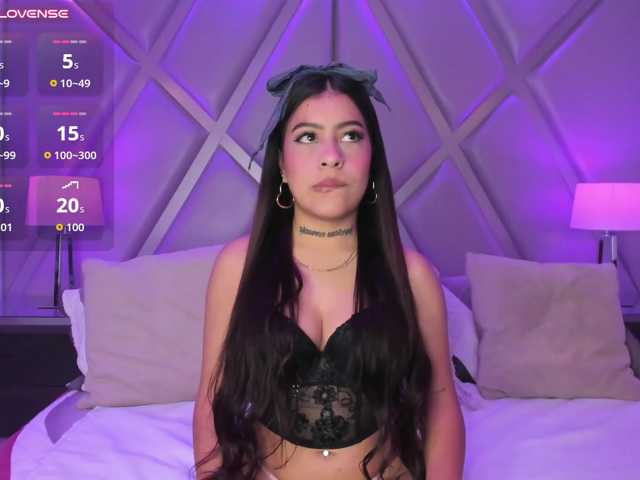 ParisDollz live cam