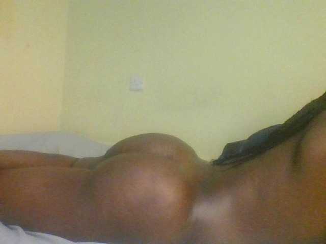 Sweetass-tightpussy live cam on BongaCams