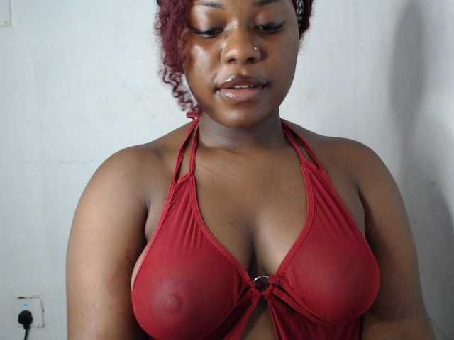 Sexy-sheally live cam on BongaCams