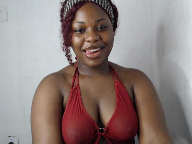 Sexy-sheally live cam on BongaCams