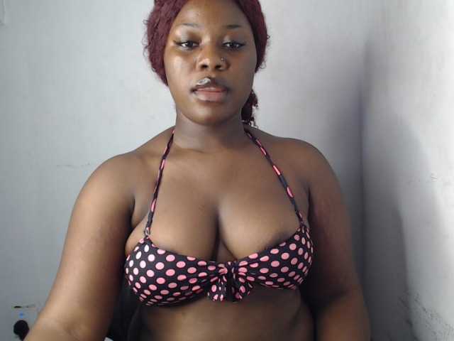 Sexy-sheally live cam on BongaCams