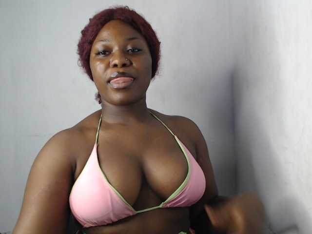 Sexy-sheally live cam on BongaCams