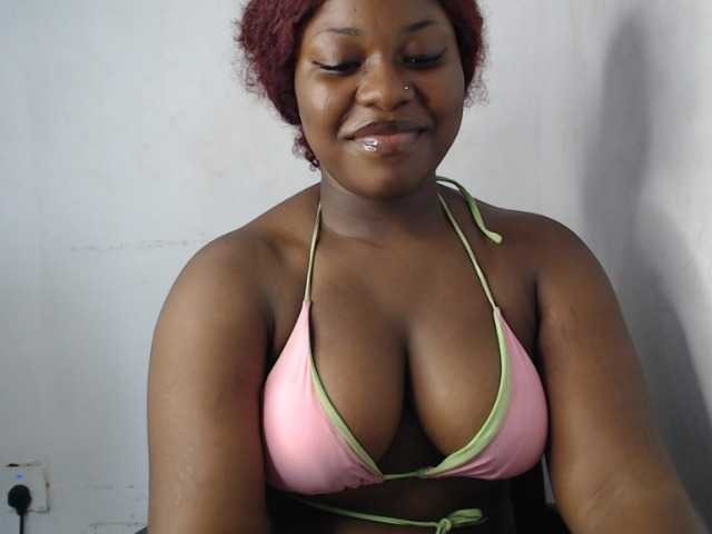 Sexy-sheally live cam on BongaCams