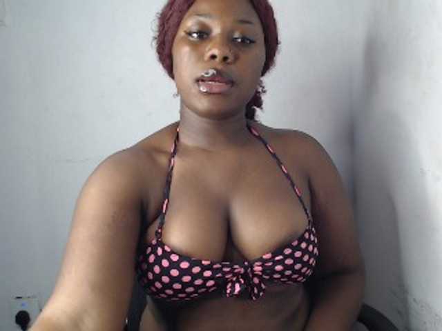 Sexy-sheally live cam on BongaCams