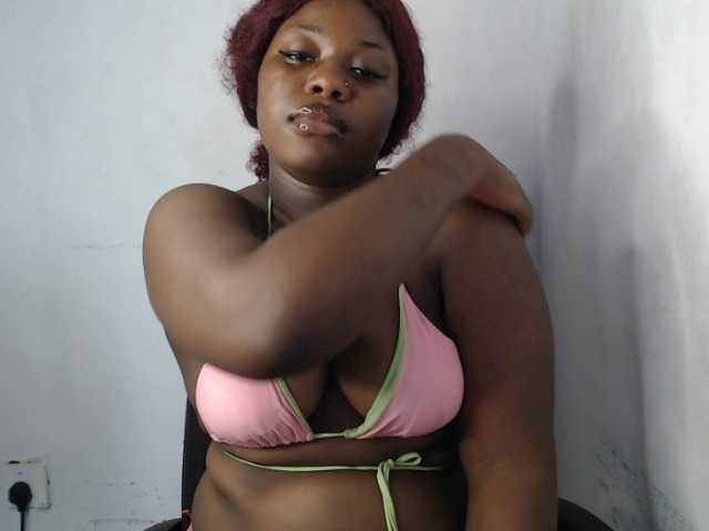 Sexy-sheally live cam on BongaCams