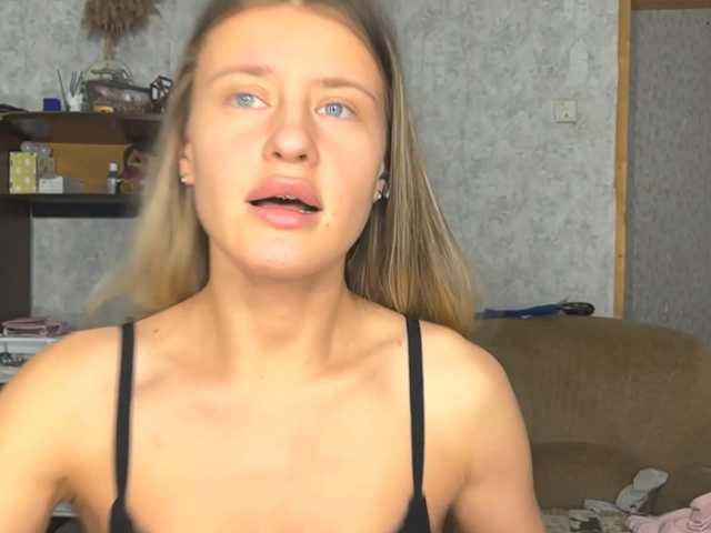AmeliaMichelini live cam on BongaCams