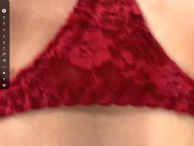 AmeliaMichelini live cam on BongaCams