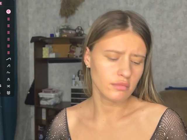 AmeliaMichelini live cam on BongaCams