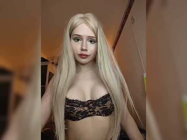 EvaGoddess live cam on BongaCams