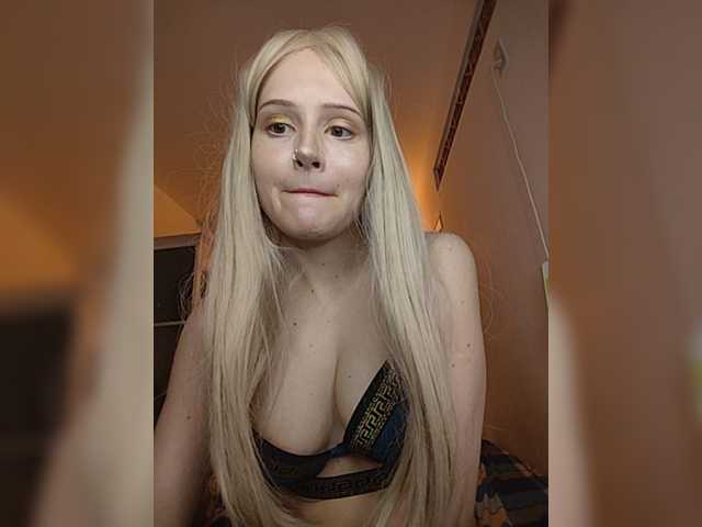 EvaGoddess live cam on BongaCams