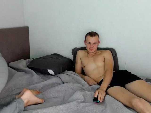 Kisa25-26-03 live cam