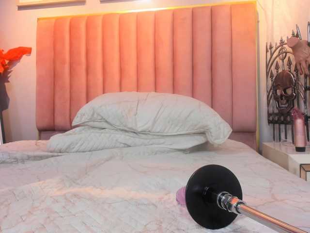 MiaBunny live cam on BongaCams
