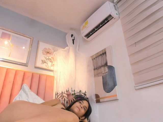 MiaBunny live cam on BongaCams