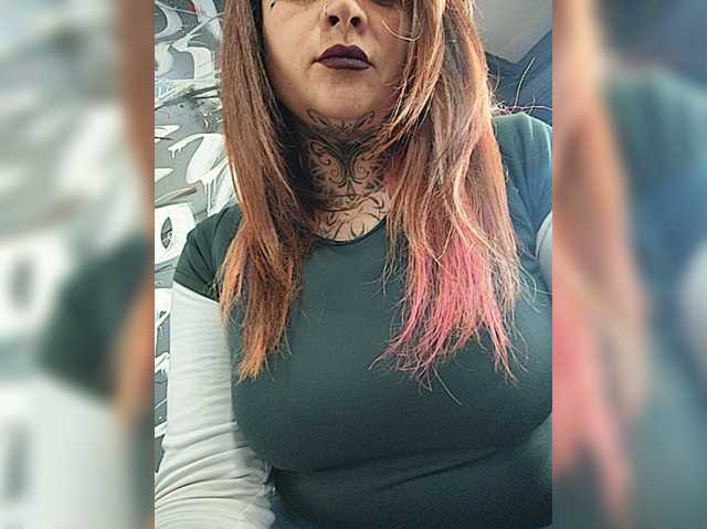Ameliee live cam on BongaCams