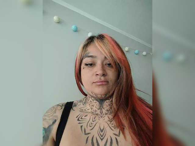 Ameliee live cam on BongaCams