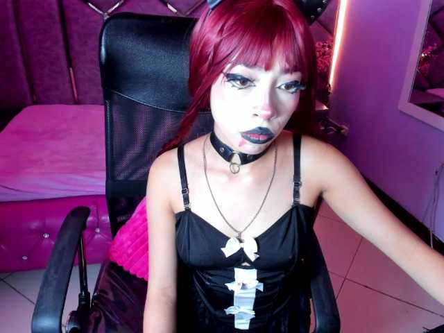 DarkMoon6 live cam on BongaCams
