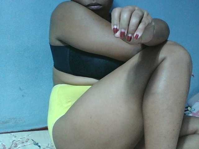 MICKY21 live cam on BongaCams
