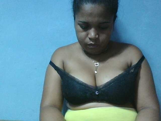 MICKY21 live cam on BongaCams
