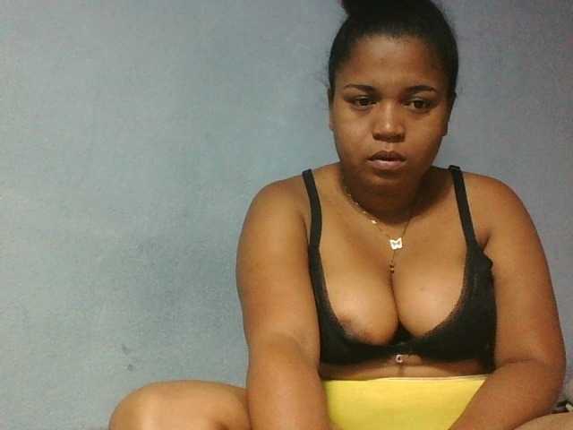MICKY21 live cam on BongaCams