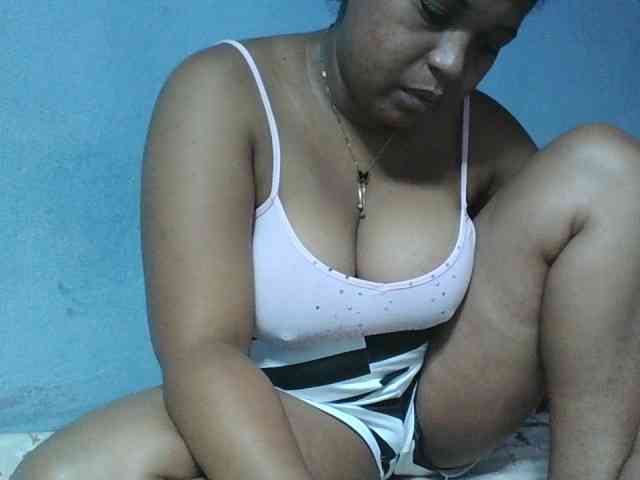 MICKY21 webcam