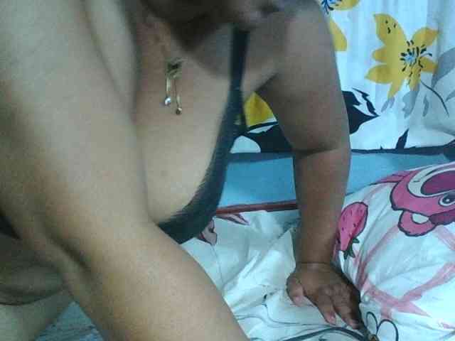 Modella: MICKY21