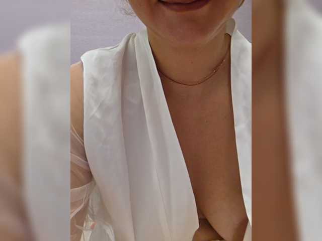 Bonny9 live cam on BongaCams