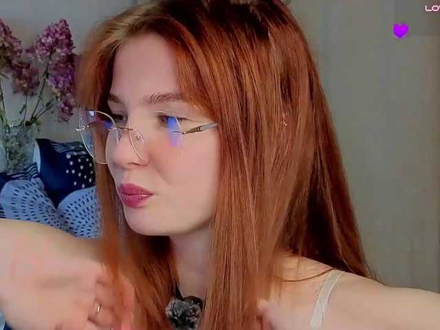LilyVibe live cam on BongaCams