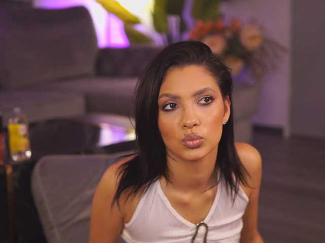 MelisaLaurent live cam on BongaCams