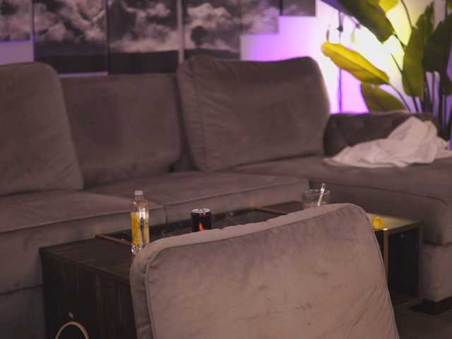 MelisaLaurent live cam on BongaCams