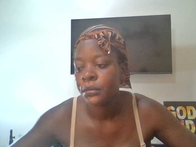 Mochahoneybae live cam on BongaCams