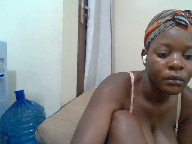 Mochahoneybae live cam on BongaCams