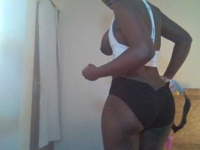 Mochahoneybae live cam on BongaCams