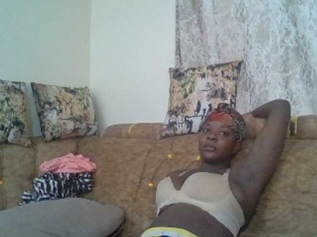 Mochahoneybae live cam on BongaCams