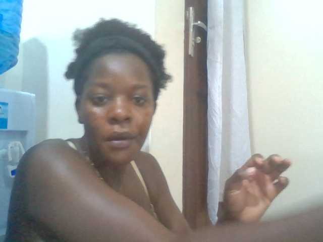 Mochahoneybae live cam on BongaCams