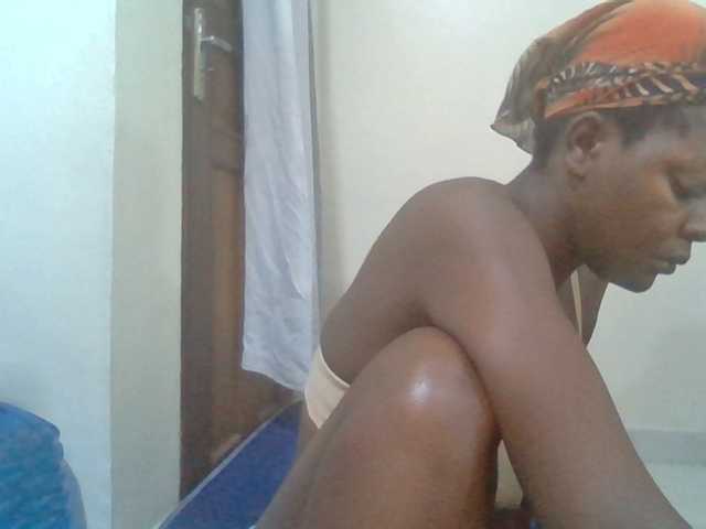 Mochahoneybae live cam on BongaCams