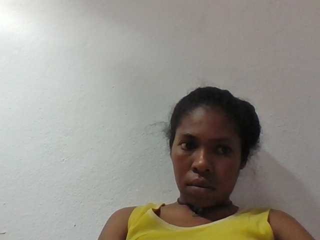 Sylviah1 live cam on BongaCams