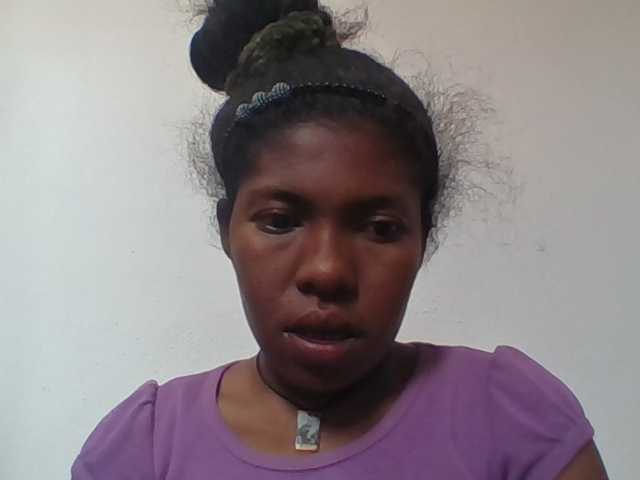 Sylviah1 live cam on BongaCams