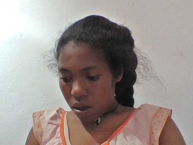 Sylviah1 live cam on BongaCams