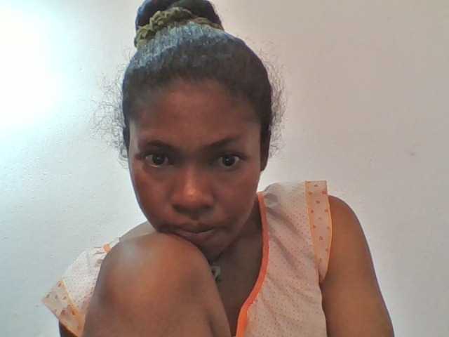 Sylviah1 live cam on BongaCams