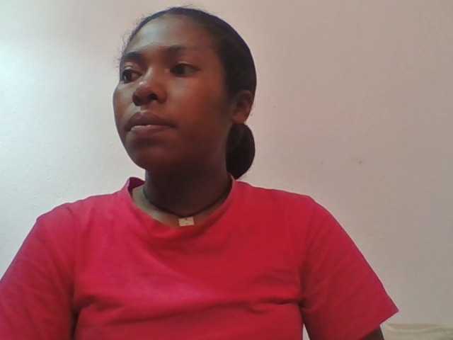 Sylviah1 live cam on BongaCams