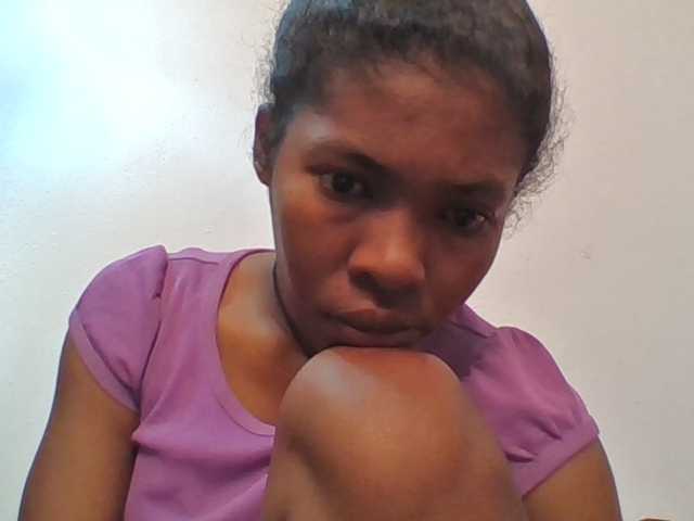 Sylviah1 live cam on BongaCams