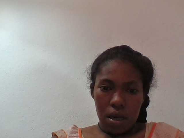 Sylviah1 live cam on BongaCams