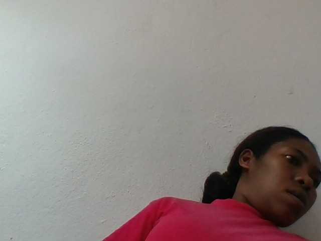 Sylviah1 live cam on BongaCams
