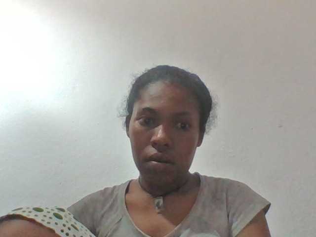 Sylviah1 live cam on BongaCams