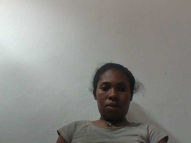 Sylviah1 live cam on BongaCams