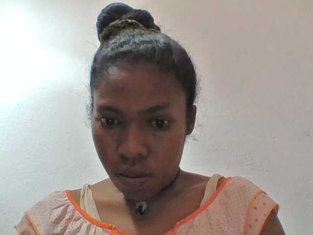 Sylviah1 live cam on BongaCams