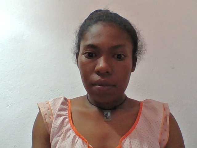 Sylviah1 live cam on BongaCams